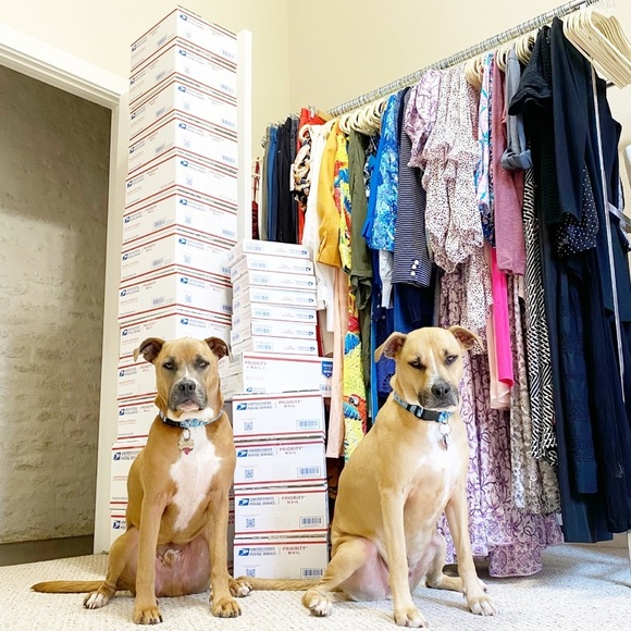 BUNDLE & SAVE ON SHIPPING! 🛍👑🐝 - Picture 6 of 16